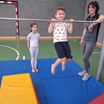 Jumpy- eine AFFENSTARKE Turnstunde